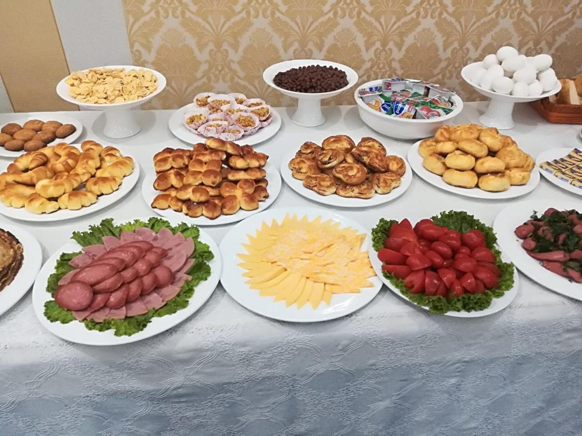 Renion Hotel Алма Ата Екстериор снимка